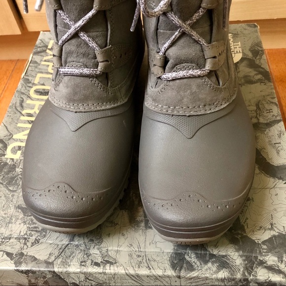 The North Face Shellista II Shorty Winter Boots - Picture 6 of 11
